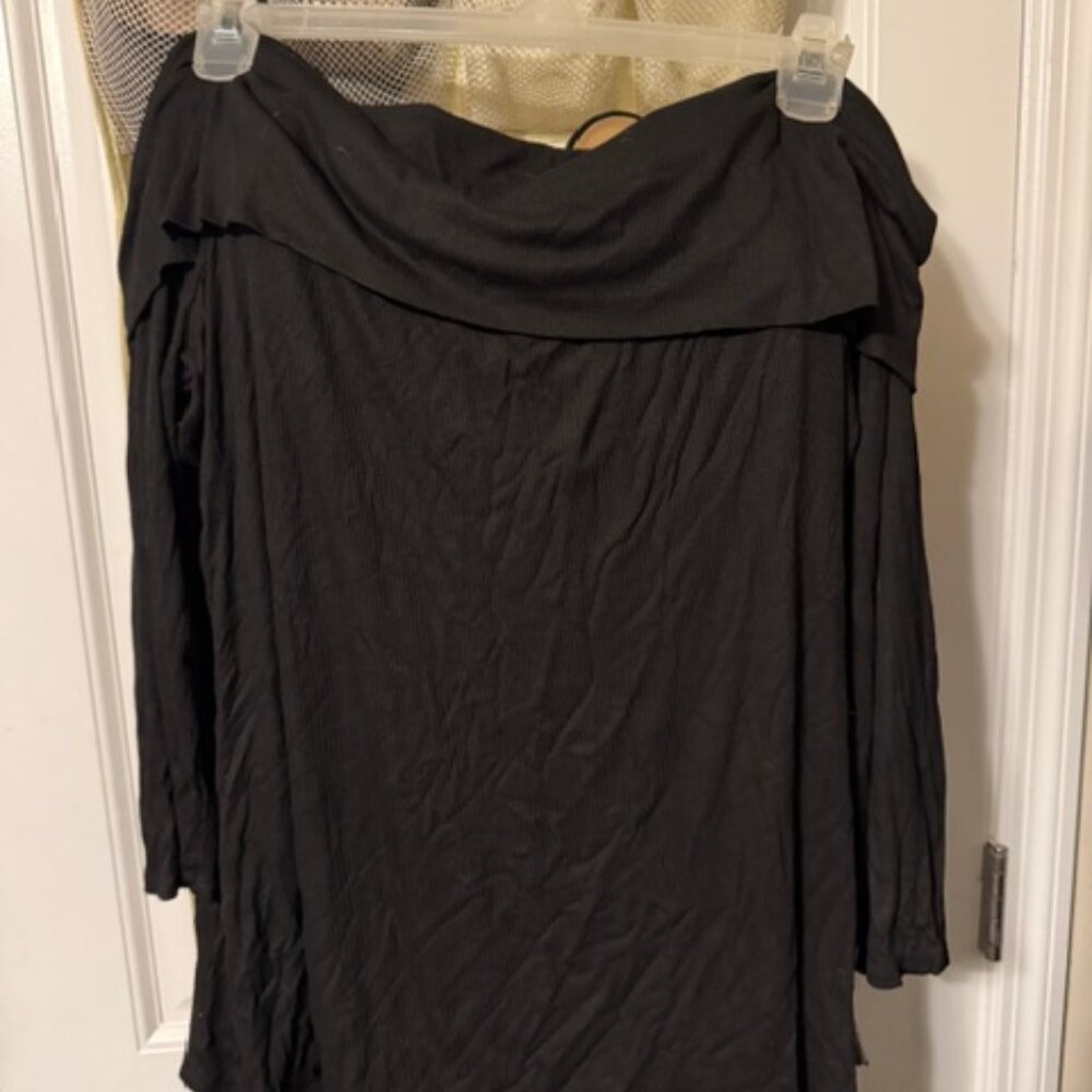 Unique Vintage: Black Off Shoulder Top